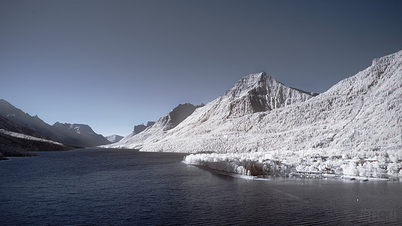 Waterton lake