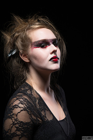 Michelle Clark, MUA Gosia Weiss