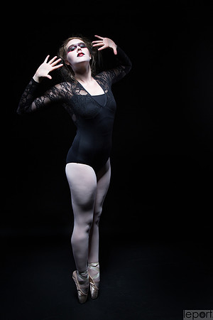 Michelle Clark, MUA Gosia Weiss