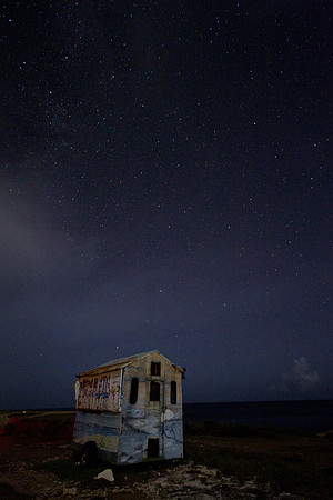 Antigua burgervan at night