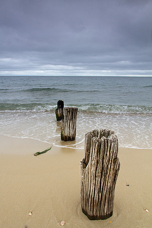 Sea posts