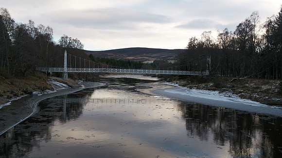 Cambus O'may suspension bridge