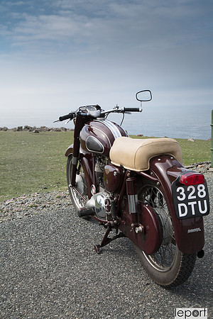 1955 Ariel