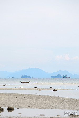 Waiting for the tide
